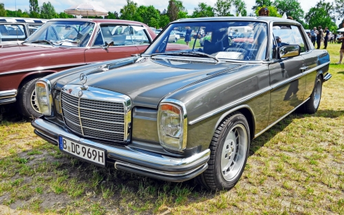 Mercedes-Benz -8 Coupe W114 1973