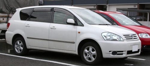 Toyota Ipsum CM2