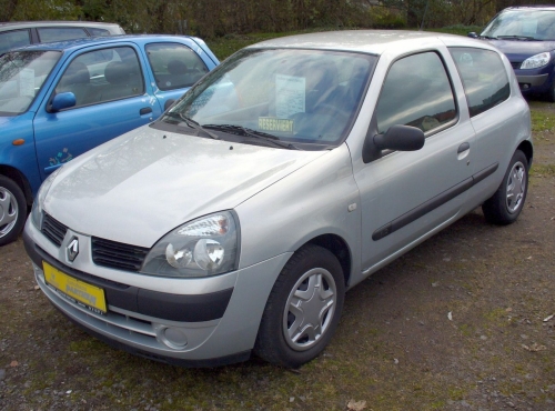 Renault Clio II Phase II 2001 3-door