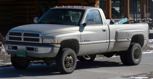 Dodge Ram 3500 Regular Cab Long Bed BR-BE