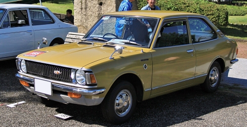 Toyota Corolla II 2-door sedan E20