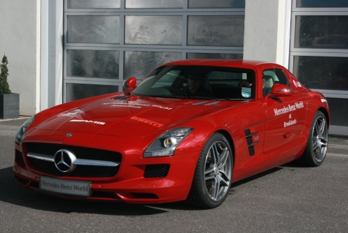 Mercedes-Benz SLS AMG