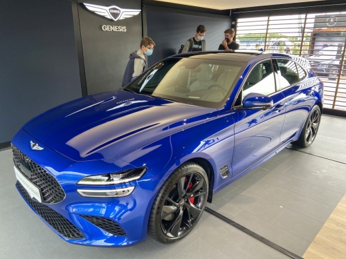 Genesis G70